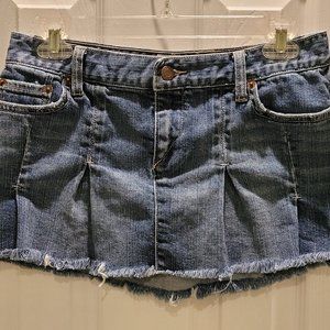 Abercrombie & Fitch Junior Ladies Denim Short Skirt sz. 2